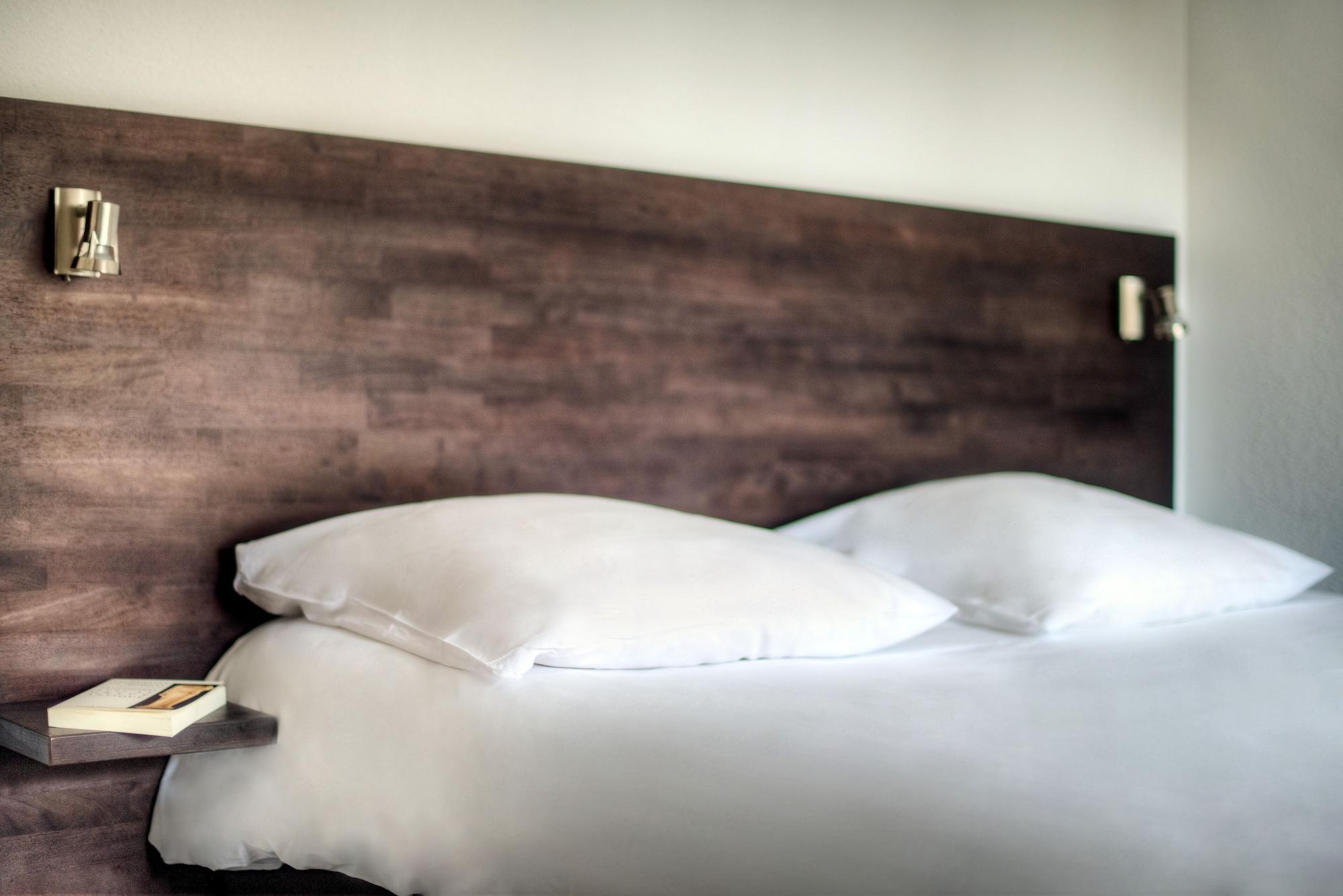 เซนิจูด โฮเทล แอนด์ เรสซิเดนซ์ ลาคาเซีย Aparthotel ลูร์ด ภายนอก รูปภาพ