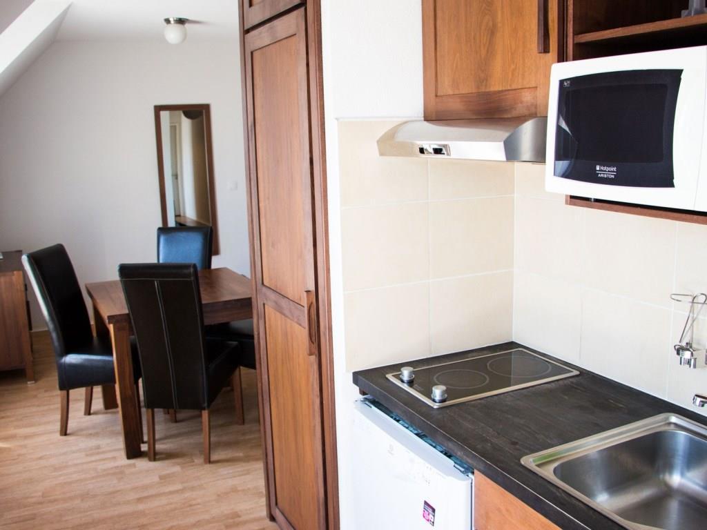 เซนิจูด โฮเทล แอนด์ เรสซิเดนซ์ ลาคาเซีย Aparthotel ลูร์ด ภายนอก รูปภาพ